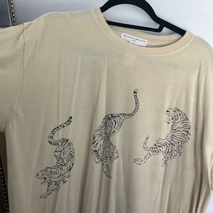 Urban Outiftters tiger tee!